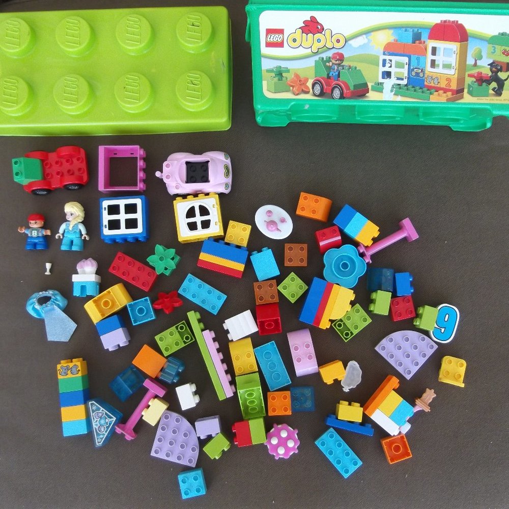 lego duplo about 88 pieces more or less